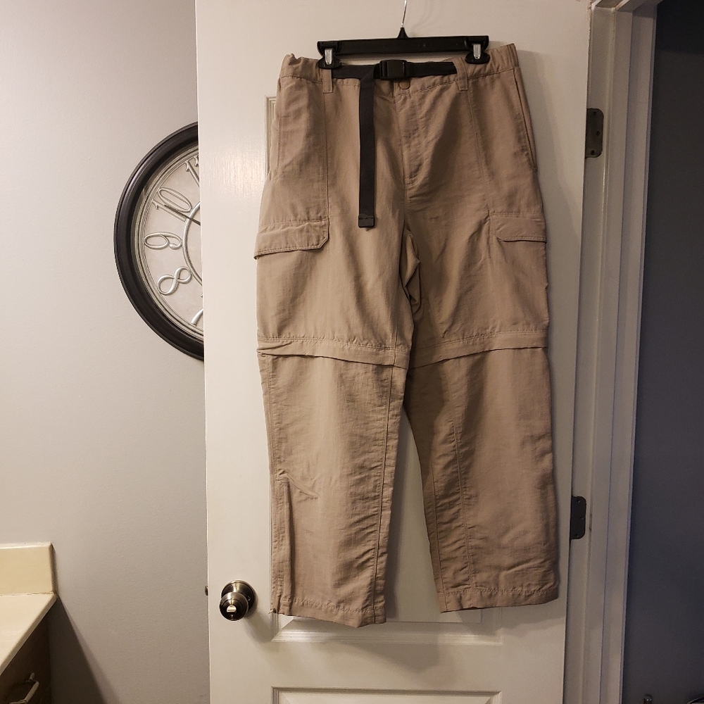 North Face convertible hiking pants size L